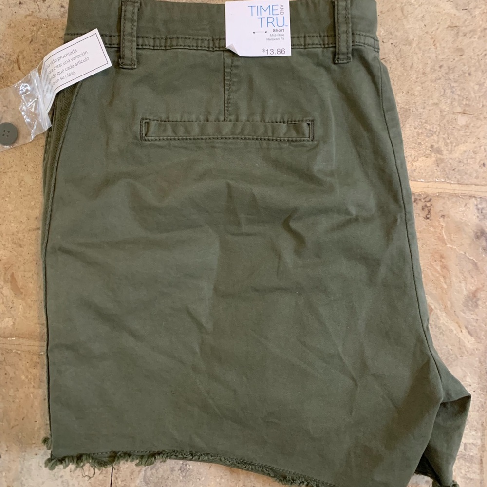 Time and Tru shorts